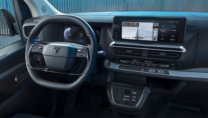 New Peugeot Expert & E-Expert - Interior